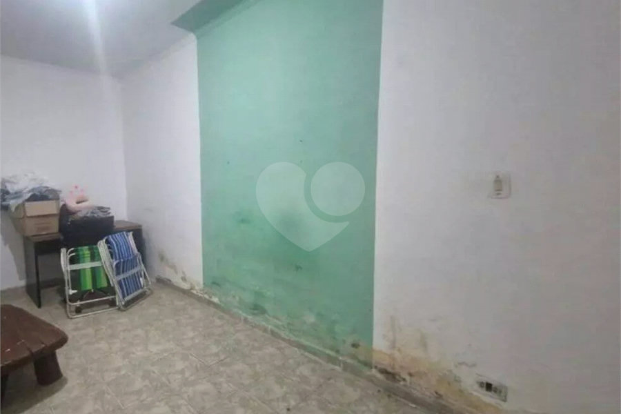Sobrado à venda com 8 quartos em Vila Guarani, São Paulo, SP