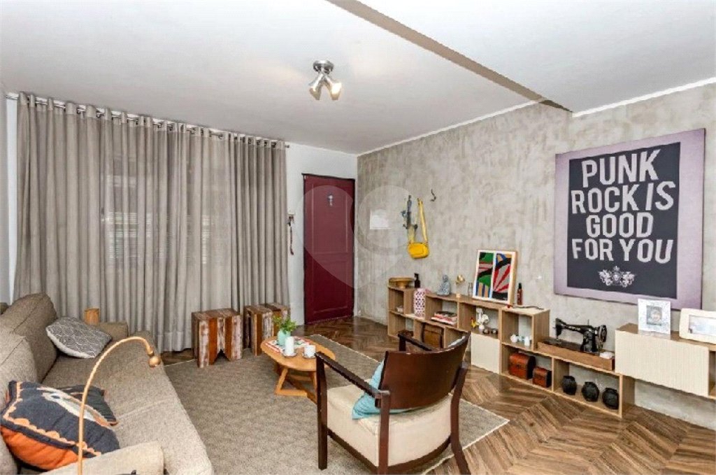 Casa à venda com 3 quartos, sendo 1 suíte,  em Vila Mascote, São Paulo, SP