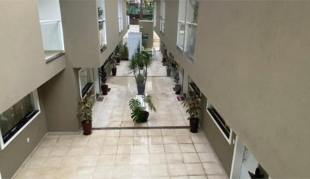 Casa à venda com 3 quartos, sendo 1 suíte, no condomínio Garden Village, São Paulo - SP