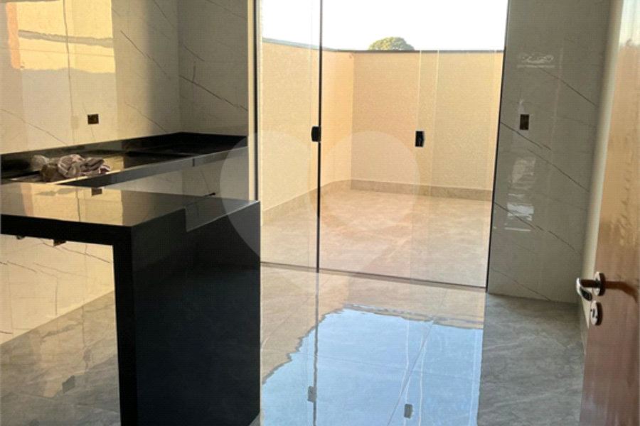 Sobrado à venda com 3 quartos, sendo 1 suíte, em Jardim Maristela, São Paulo, SP