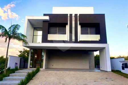 Casa à venda com 4 quartos, sendo 2 suítes, no condomínio Alphaville Nova Esplanada 1, Votorantim - SP