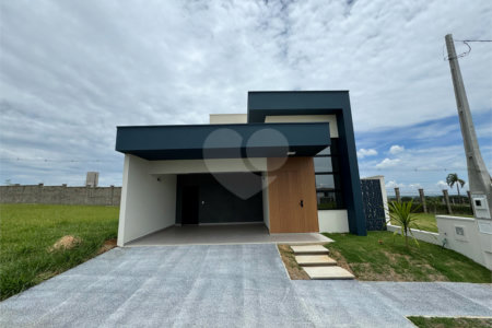 Casa exclusiva no Residencial Villeneuve - São Carlos/SP