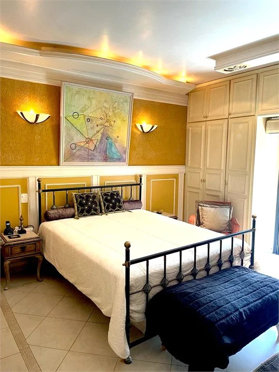 Apartamento à venda ou para alugar com 4 quartos, sendo 3 suítes,  em Jardim Vitória Régia, São Paulo, SP