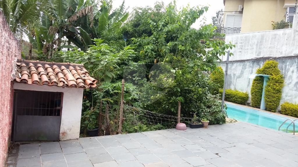 Casa à venda com 3 quartos em Horto, São Paulo, SP