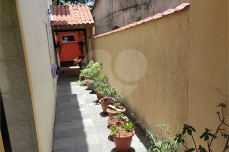 Casa à venda com 3 quartos em Jardim Vila Galvão, Guarulhos, SP