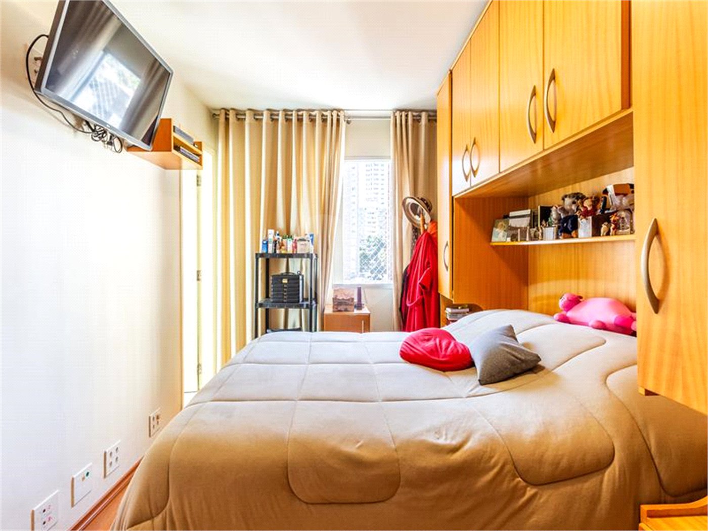 Apartamento à venda com 4 quartos, sendo 1 suíte, em Perdizes, São Paulo, SP