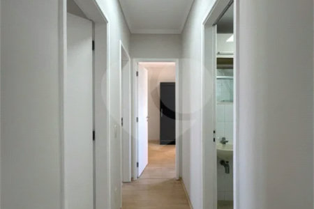 Apartamento 68m² com 3 Dormitórios, 1 Suíte e 2 Vagas na Vila Euclides