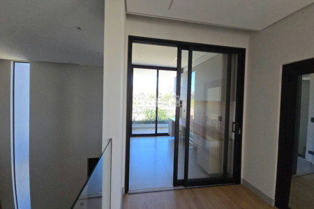 Casa à venda com 3 suítes no condomínio Vista da Serra, Atibaia - SP