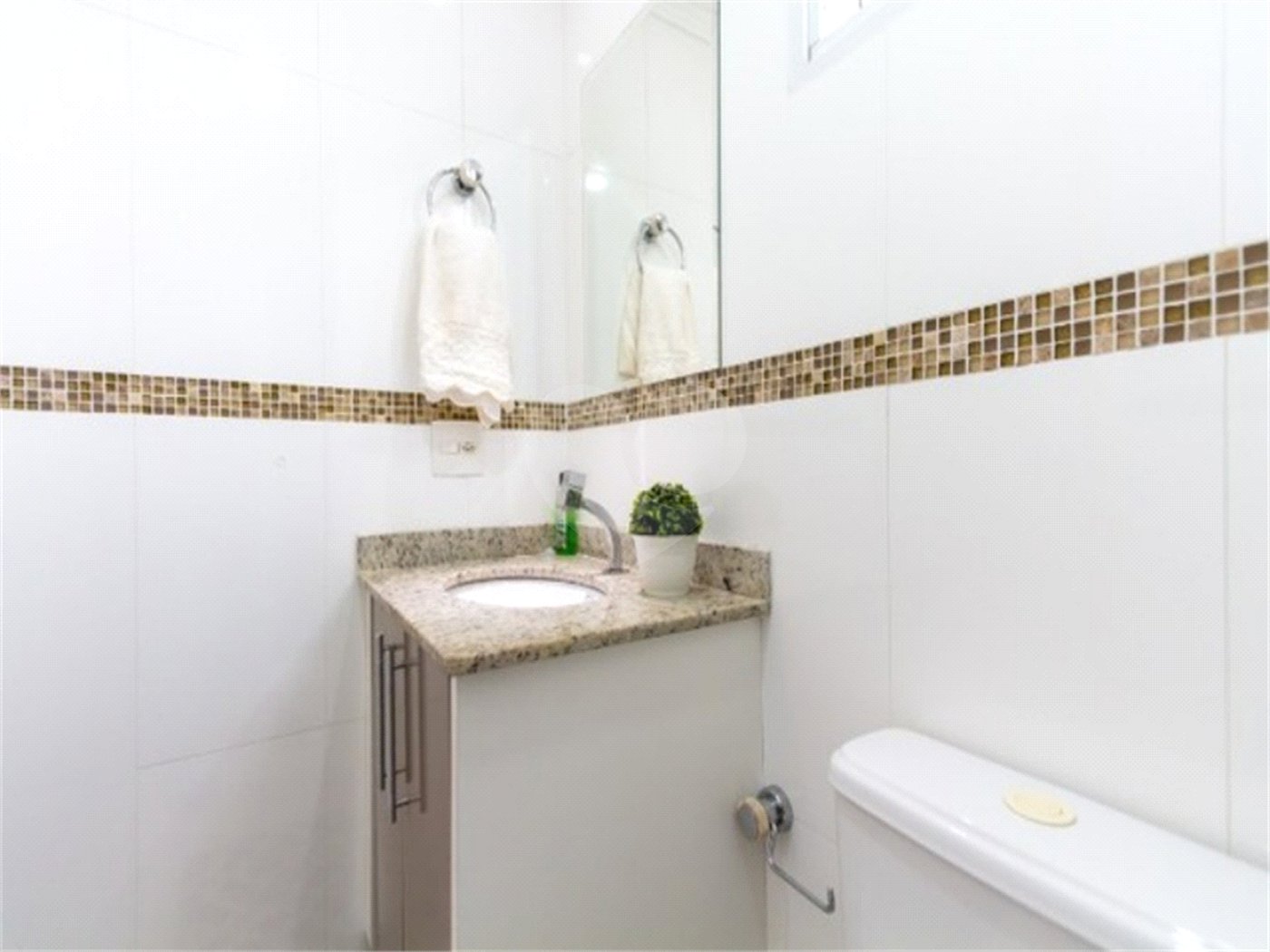 Apartamento à venda com 2 quartos, sendo 1 suíte, em Parque Reboucas, São Paulo, SP
