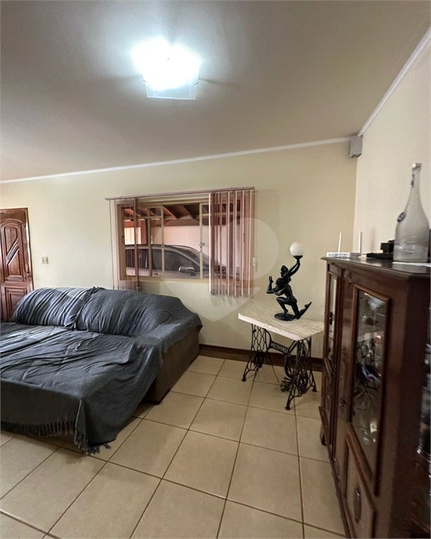 Casa à venda com 3 quartos, sendo 1 suíte, em Portal do Morumbi, Ponta Porã, MS