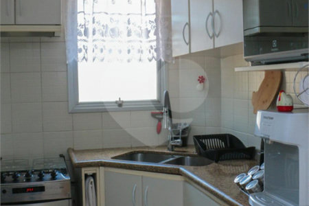 Apartamento à venda com 3 quartos, sendo 1 suíte, em Vila Gomes, São Paulo, SP