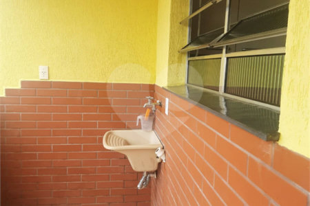 Sobrado à venda com 3 quartos, sendo 1 suíte, em Vila Maria Alta, São Paulo, SP