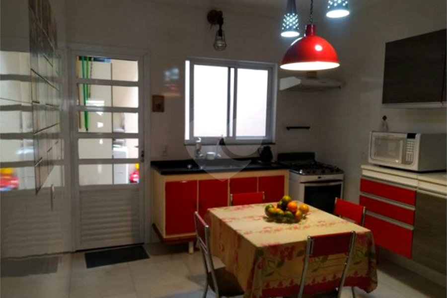 Sobrado à venda com 3 quartos, sendo 2 suítes,  em Sapopemba, São Paulo, SP