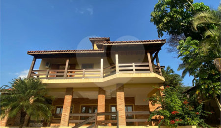 Casa à venda com 3 quartos, sendo 1 suíte,  no condomínio Estância Marambaia, Vinhedo - SP
