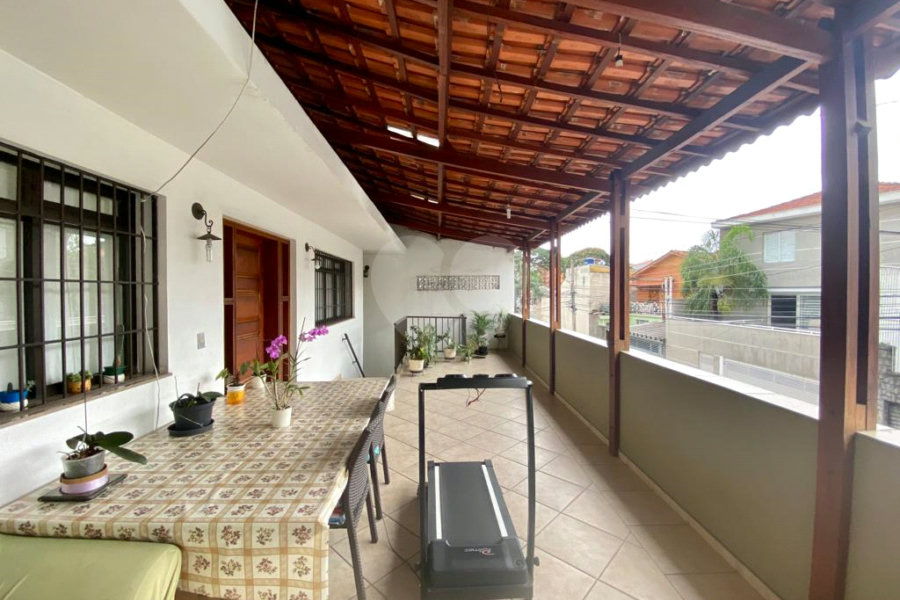 Casa à venda com 3 quartos, sendo 1 suíte, em Santana, São Paulo, SP