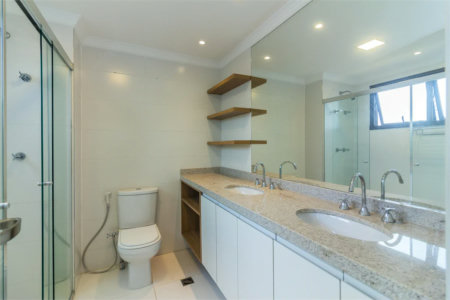 Apartamento à venda com 3 quartos, sendo 2 suítes, em Pinheiros, São Paulo, SP
