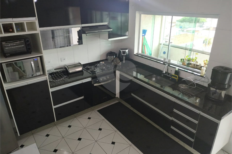 Sobrado à venda com 3 suítes em Vila Gustavo, São Paulo, SP