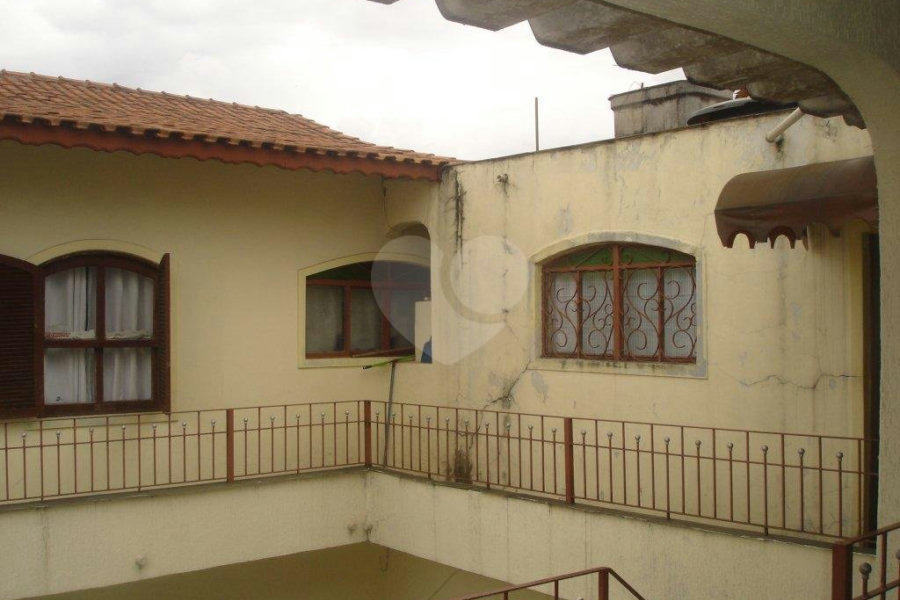 Sobrado à venda com 5 quartos, sendo 2 suítes,  em Jardim Leonor Mendes de Barros, São Paulo, SP