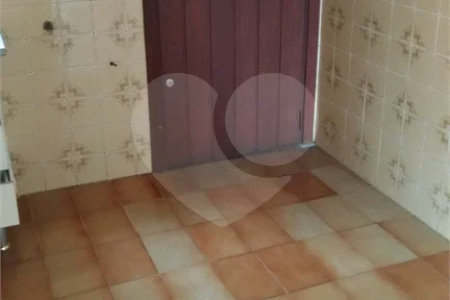 Sobrado à venda com 2 quartos em Santa Teresinha, São Paulo, SP