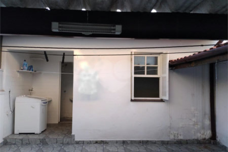 Sobrado à venda com 3 quartos em Vila Cordeiro, São Paulo, SP