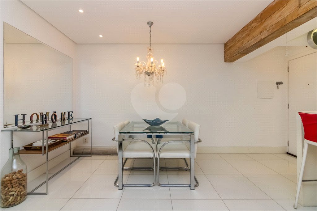 Apartamento à venda com 3 quartos, sendo 1 suíte, em Itaim Bibi, São Paulo, SP