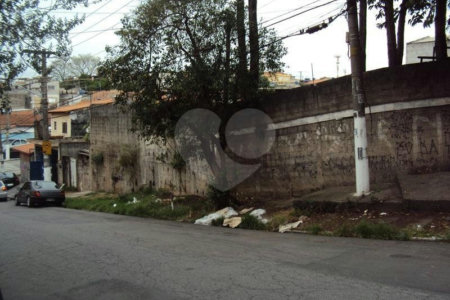 Terreno à venda em Jardim Mitsutani, São Paulo, SP