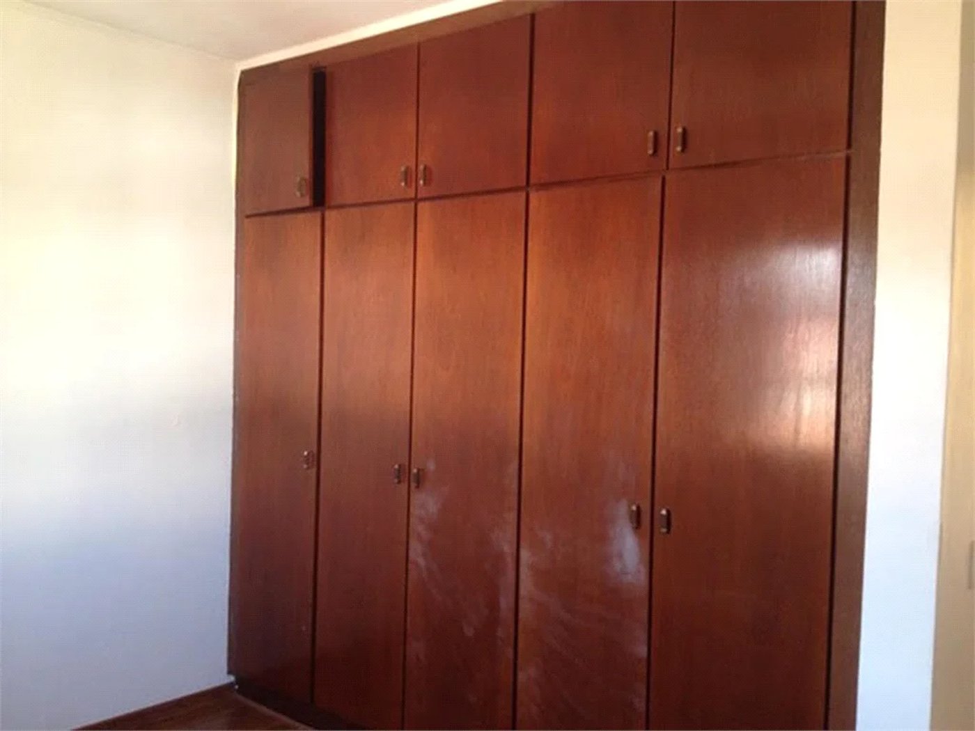 Sobrado à venda com 4 quartos, sendo 2 suítes, em Jardim Bonfiglioli, São Paulo, SP