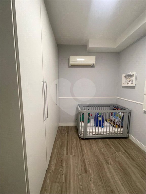 Apartamento à venda com 3 quartos, sendo 1 suíte,  em Vila Suissa, Mogi das Cruzes, SP