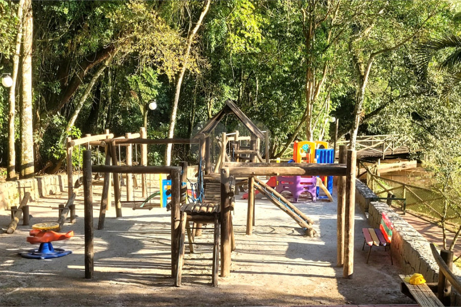 Terreno à venda no condomínio Parque Imperial da Cantareira, Mairiporã - SP