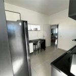 Casa à venda com 3 quartos, sendo 1 suíte, no condomínio Residencial Golden Ville, Itapetininga - SP