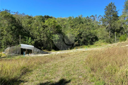 Sítio à venda com 2 quartos, sendo 1 suíte, em Ibiúna, Ibiúna, SP