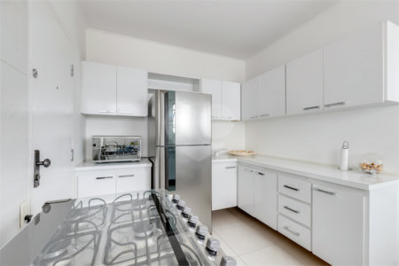 Apartamento à venda com 3 quartos, sendo 1 suíte,  em Granja Julieta, São Paulo, SP