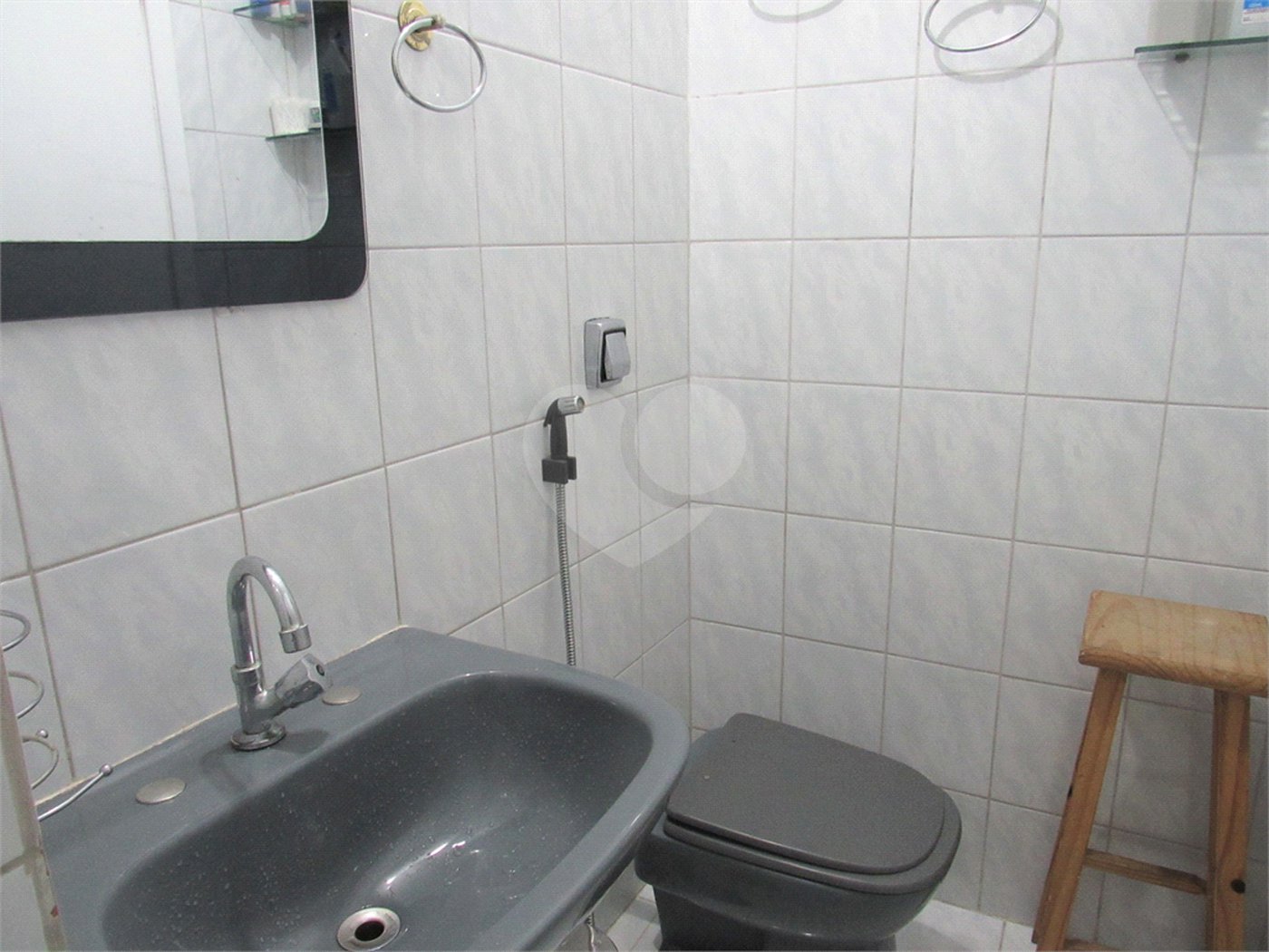 Sobrado à venda com 3 quartos, sendo 1 suíte, em Granja Julieta, São Paulo, SP