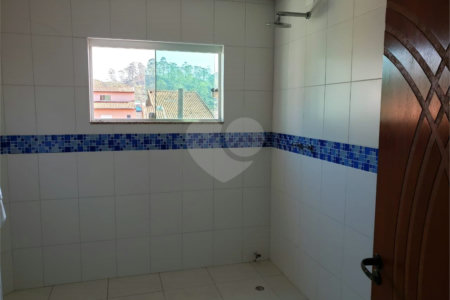 Casa à venda com 3 quartos, sendo 1 suíte,  em Montanhão, São Bernardo do Campo, SP