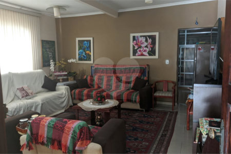 Sobrado à venda com 4 quartos, sendo 2 suítes, em Santana, São Paulo, SP