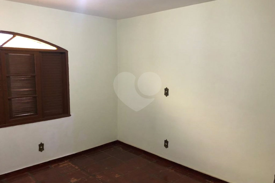 Sobrado à venda com 3 quartos em Serra da Cantareira, Mairiporã, SP