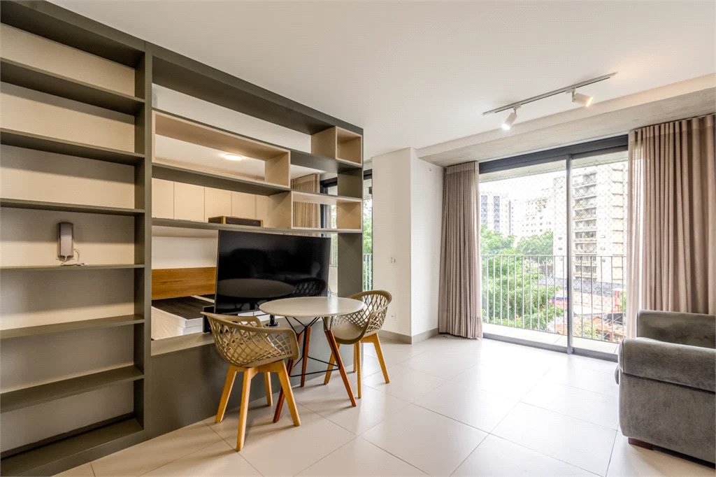 Apartamento à venda com 1 suíte em Jardim das Bandeiras, São Paulo, SP