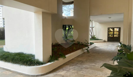 Apartamento à venda com 4 quartos, sendo 2 suítes, em Vila Andrade, São Paulo, SP