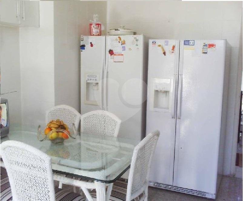 Sobrado à venda com 4 quartos, sendo 3 suítes, em Jardim São Bento, São Paulo, SP