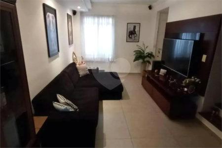Casa à venda com 3 quartos, sendo 1 suíte, no condomínio Jardim das Palmas, São Paulo - SP