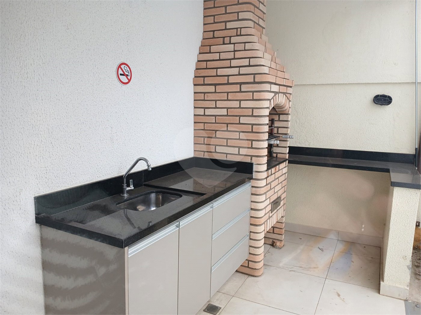 Apartamento à venda com 3 quartos, sendo 1 suíte,  em Planalto Paulista, São Paulo, SP