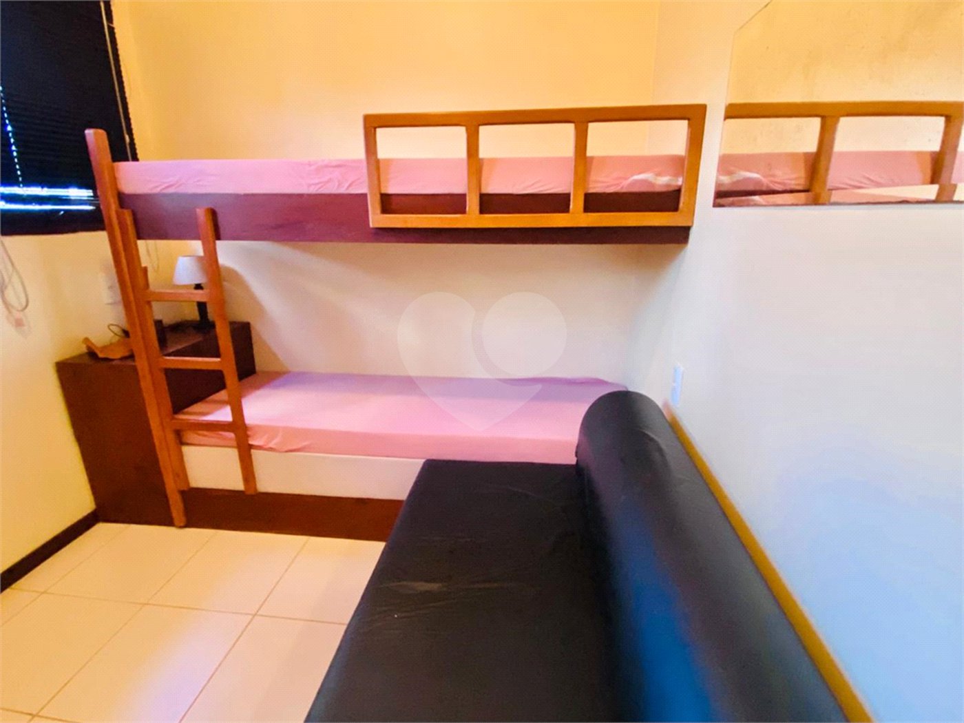 Condomínio à venda com 2 quartos, sendo 1 suíte, em Geribá, Armação dos Búzios, RJ