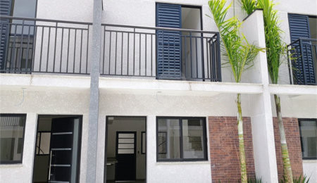 Casa à venda com 2 quartos no condomínio Vila Davos 2, São Paulo - SP