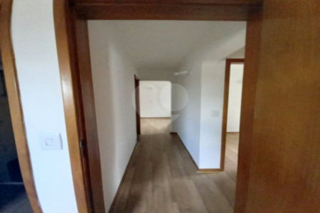 Apartamento à venda com 3 quartos, sendo 1 suíte, em Vila Monumento, São Paulo, SP