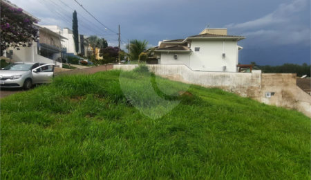 Terreno à venda no condomínio Villaggio Capriccio, São Paulo - SP