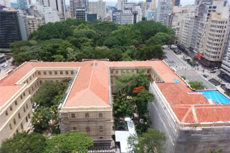 Apartamento à venda com 4 quartos, sendo 1 suíte, em República, São Paulo, SP