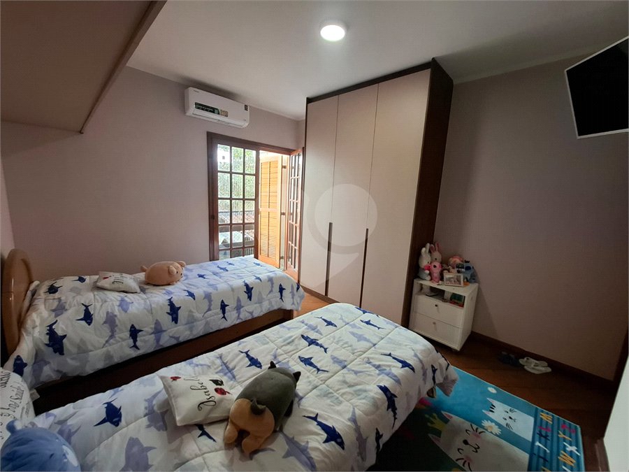 Sobrado à venda com 3 quartos, sendo 2 suítes, em Santana, São Paulo, SP