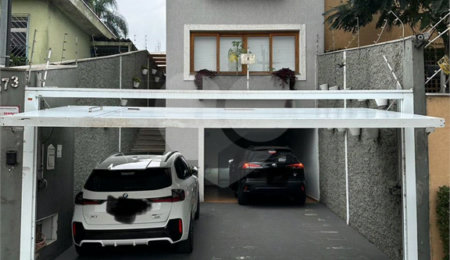 Casa à venda com 3 suítes em Saúde, São Paulo, SP
