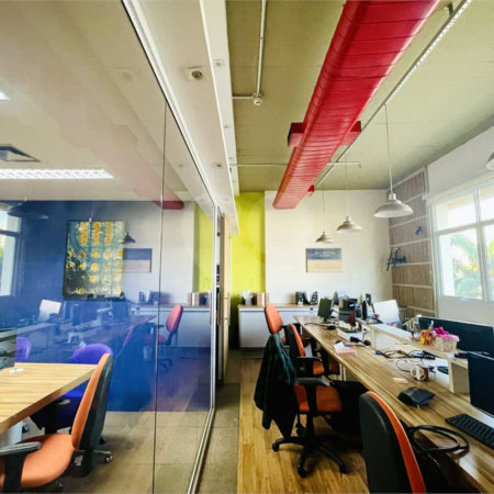 SALA 56 M² NO DOMO BUSINESS -SALA DE REUNIÃO E ESTAÇÃO PARA 8 PESSOAS!