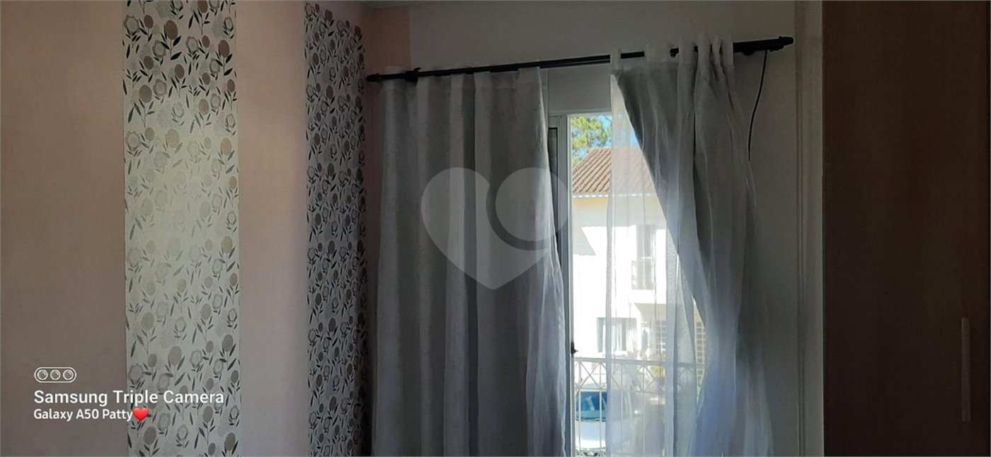 Casa à venda com 2 quartos no condomínio Res Santorini, Cotia - SP